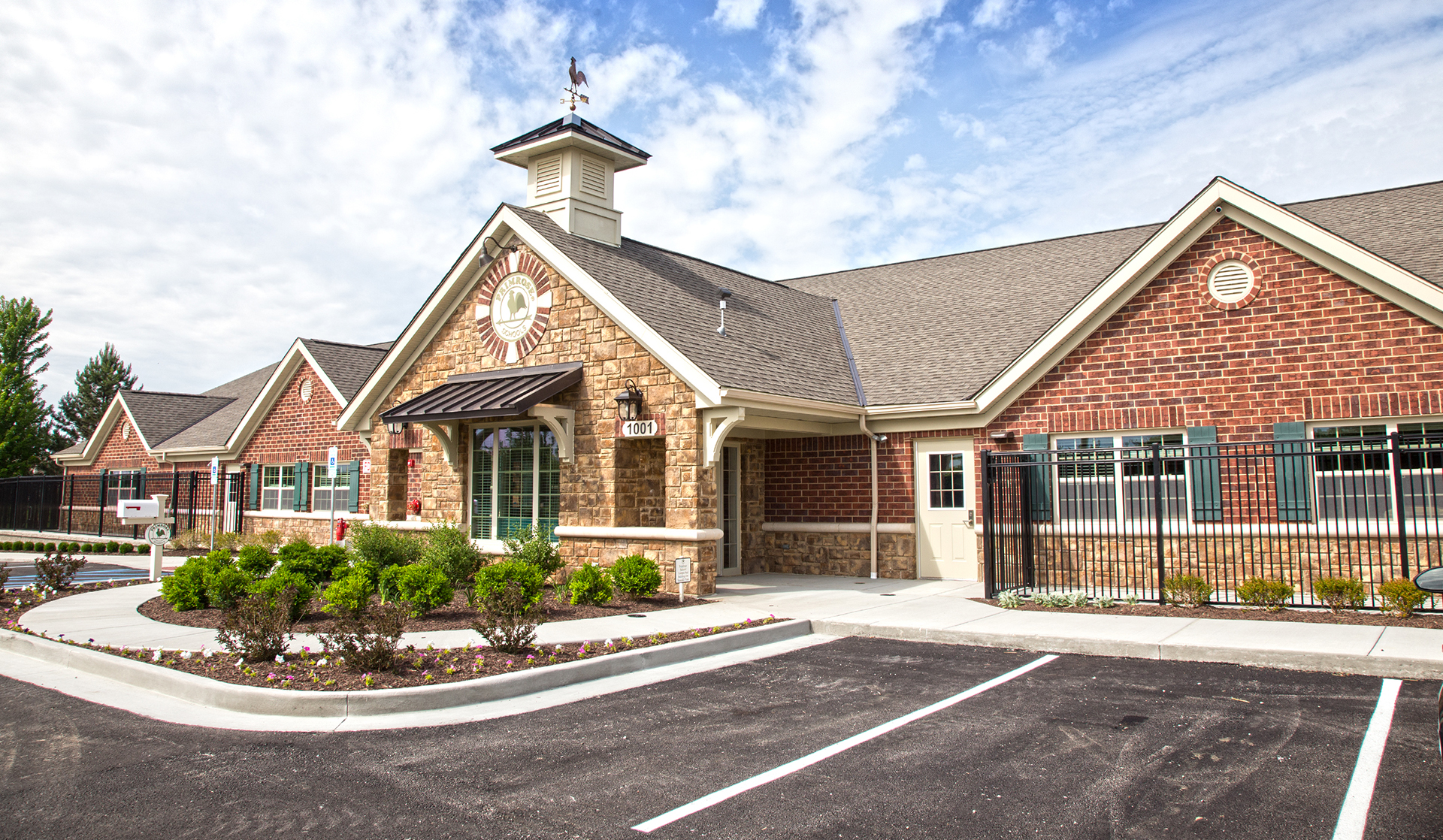 St Louis Suit Co Inc