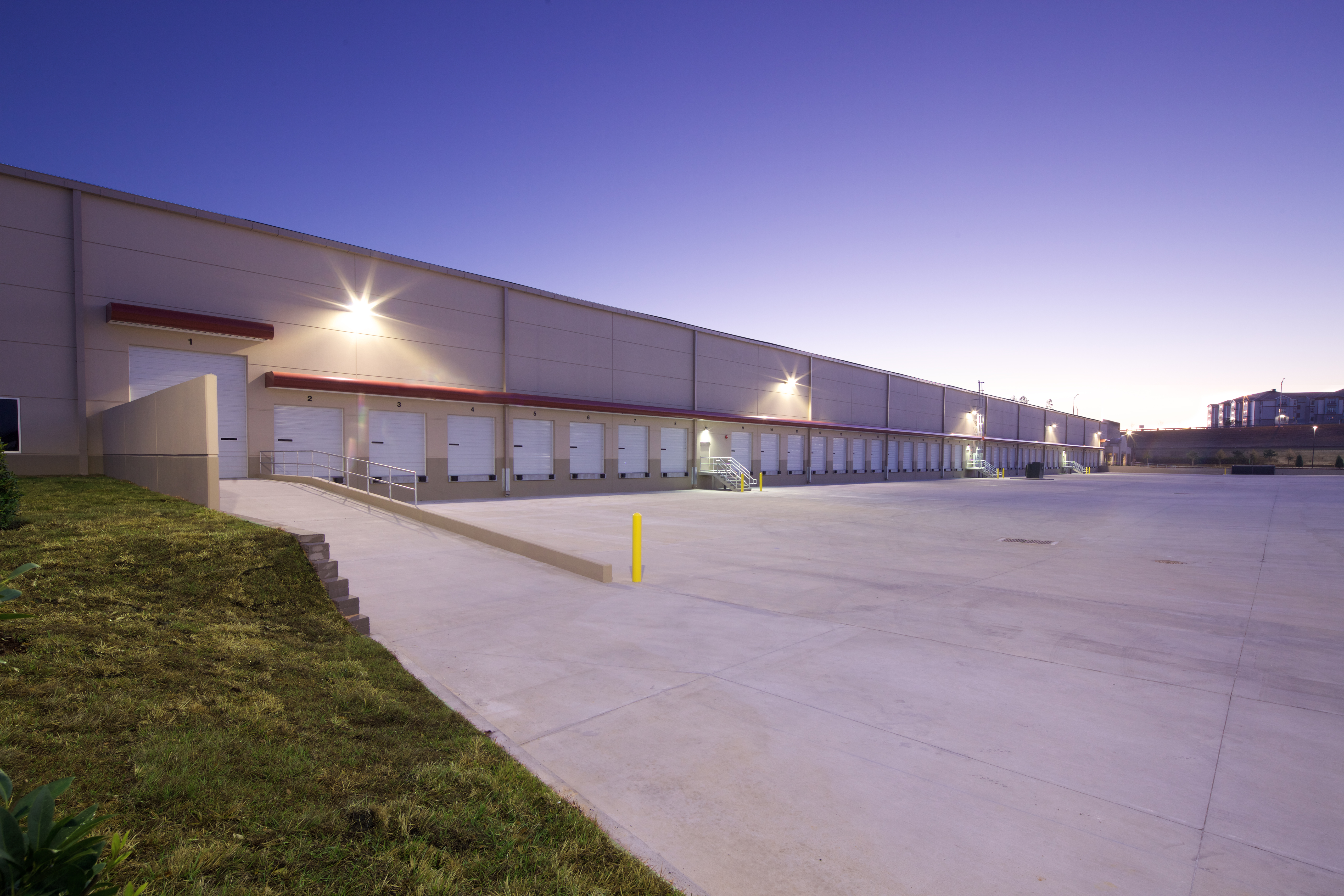 Northwest Distribution Center Building C – ARCO Construction Company, Inc.