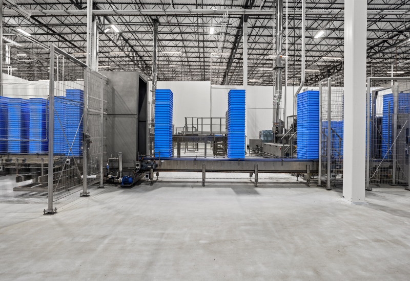 arco-national-construction-design-build-cold-storage-dominos-pizza-crown-point-indiana-gallery4 Domino's conveyor system inside their new Dough Processing & Distribution center in Crown Point, IN