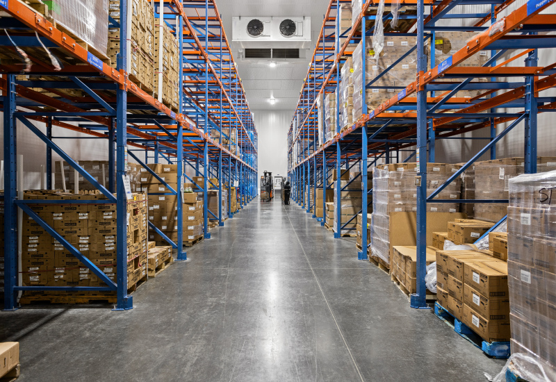 arco-national-construction-design-build-cold-storage-dominos-pizza-crown-point-indiana-gallery7 Stocked racking for Domino's Dough Processing & Foodservice Distribution Facility in Crown Point, IN