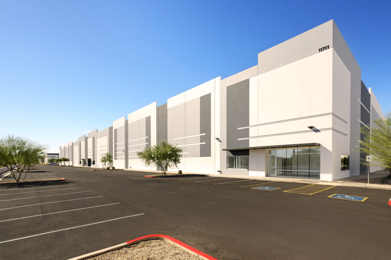 Horizon at Skyway Commons warehouse tenant improvement