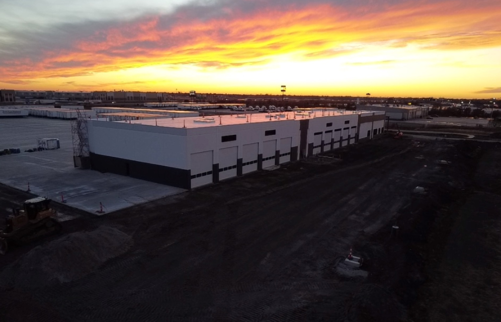 river roads trucling build-to-suit office and maintenance facility in pontoon beach illinois