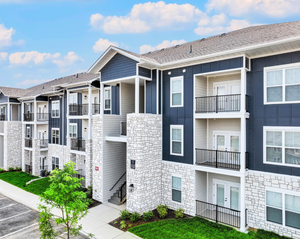 arco-construction-company-jasper-apartments-st-peters-missouri-gallery-1